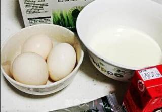 青汁双皮奶的做法步骤：1