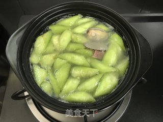 花蛤翠衣丝瓜的做法步骤：8