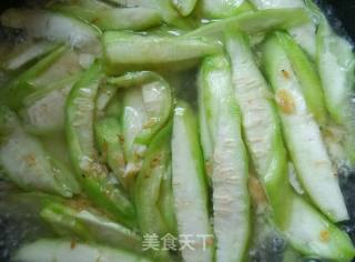 虾皮八角丝瓜汤的做法步骤：4