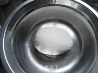北方戗面馒头的做法步骤：3