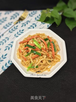 火腿肠炒河粉的做法步骤：10