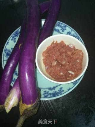 肉末蒸茄子的做法步骤：1