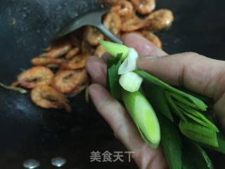 椒盐鲜露虾的做法步骤：12