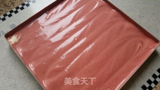 红色旋风蛋糕卷的做法步骤：14