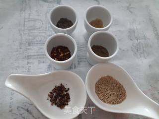 孜然脆皮油豆腐的做法步骤：1