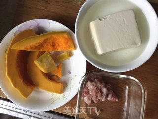 南瓜豆腐汤的做法步骤：1