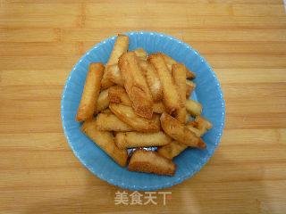 香酥反沙馒头条的做法步骤：4