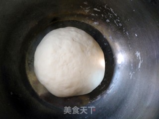 咸蛋黄千层饼的做法步骤：4
