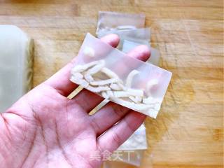 自制皮冻的做法步骤：11