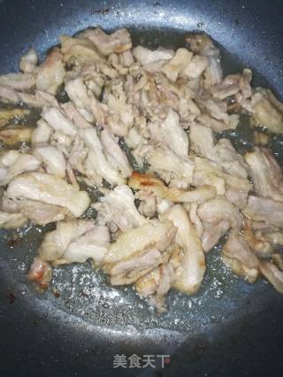 家常小炒肉的做法步骤：5