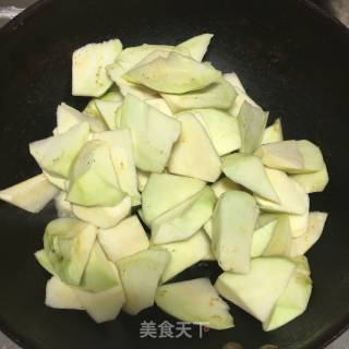 红烧蒜香茄子的做法步骤：2