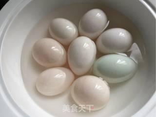 自制咸鸭蛋的做法步骤：6
