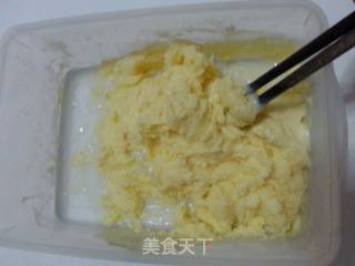 自制蛋黄牛奶冰激凌的做法步骤：13