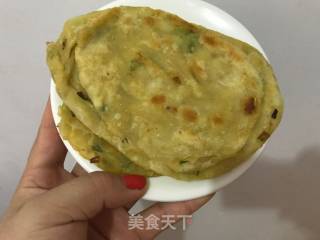 葱油饼的做法步骤：12