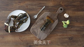 黄油焗波士顿龙虾的做法步骤：3