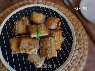 炸带鱼的做法步骤：8