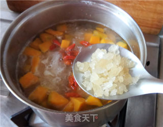 南瓜莲子银耳羹的做法步骤：7
