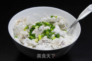 香酥芋头丸子的做法步骤：5