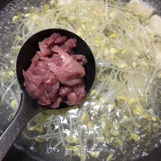 黄豆芽肉片汤的做法步骤：8
