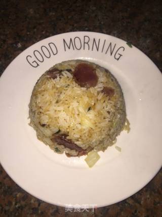 腊肠娃娃菜蛋炒饭的做法步骤：11