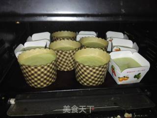 抹茶纸杯蛋糕的做法步骤：7