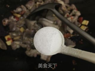 麻辣鸭胗的做法步骤：12