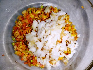 海鲜杂蔬小饭团 让孩子爱上吃饭的做法步骤：10