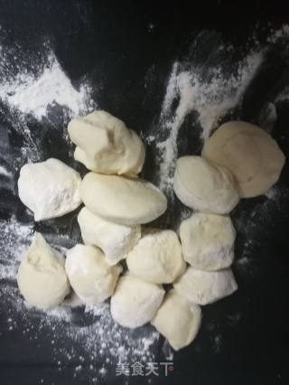 发面豆沙饼的做法步骤：6