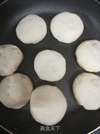 发面豆沙饼的做法步骤：12