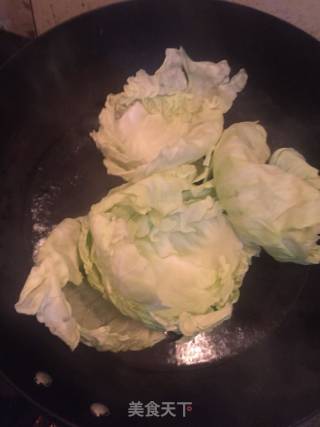 青葱翡翠肉包的做法步骤：3