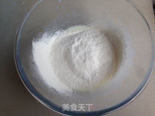 金枪鱼香肠蛋糕的做法步骤：5