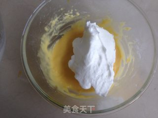 金枪鱼香肠蛋糕的做法步骤：9