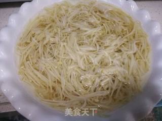 凉拌金针菇的做法步骤：6