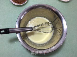 8寸可可味戚风蛋糕的做法步骤：3