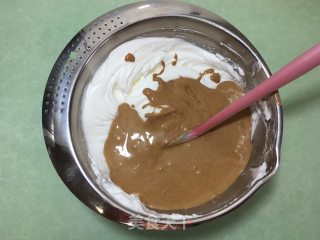 8寸可可味戚风蛋糕的做法步骤：14