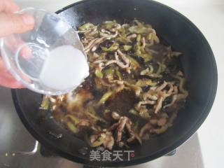 榨菜肉丝米粉的做法步骤：9