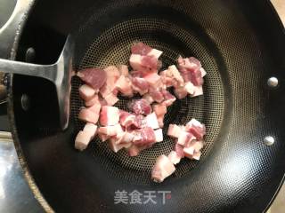 花生卤肉的做法步骤：3