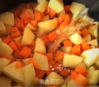 咖喱土豆胡萝卜猪排饭的做法步骤：4