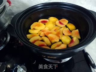 黄桃罐头的做法步骤：5