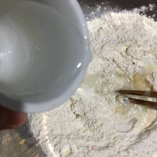 自制健康小油条的做法步骤：2
