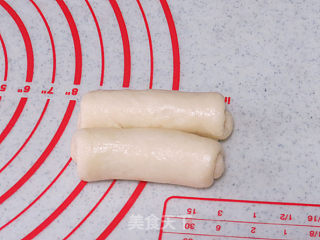 云朵般柔软滴【牛奶面包卷】的做法步骤：11