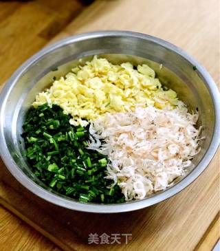 虾皮韭菜鸡蛋盒子的做法步骤：4