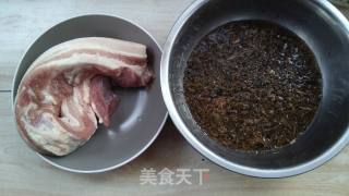 梅菜扣肉的做法步骤：1