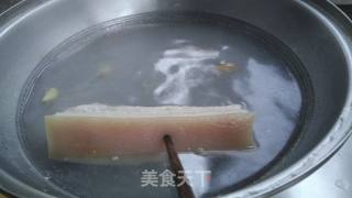 梅菜扣肉的做法步骤：2