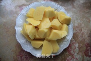 日式土豆牛肉汤的做法步骤：2