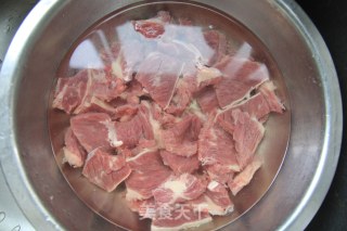 日式土豆牛肉汤的做法步骤：5