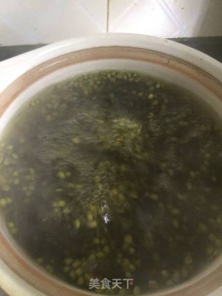 绿豆海带汤的做法步骤：4