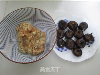 荸荠丸子的做法步骤：1
