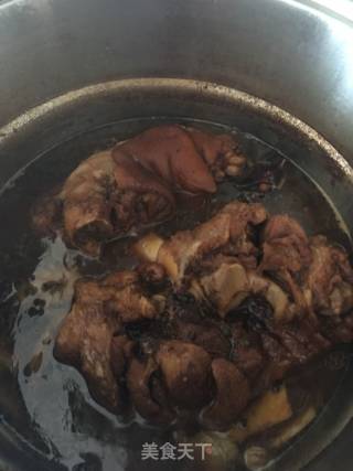 酱猪蹄的做法步骤：11