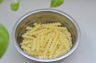 孜然狼牙土豆条的做法步骤：5